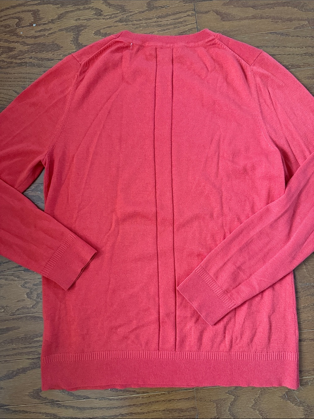 Banana Republic silk cashmere crewneck sweater- flawed - Picture 4 of 7